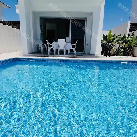 Colonean Beach Villas Nyaraló *