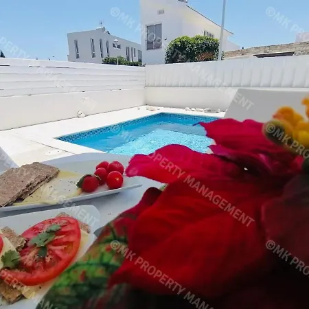 Colonean Beach Villas
