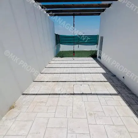 Colonean Beach Villas *