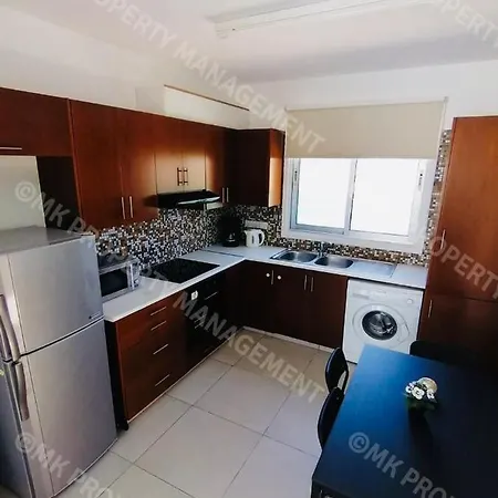 Colonean Beach Villas Lárnaka